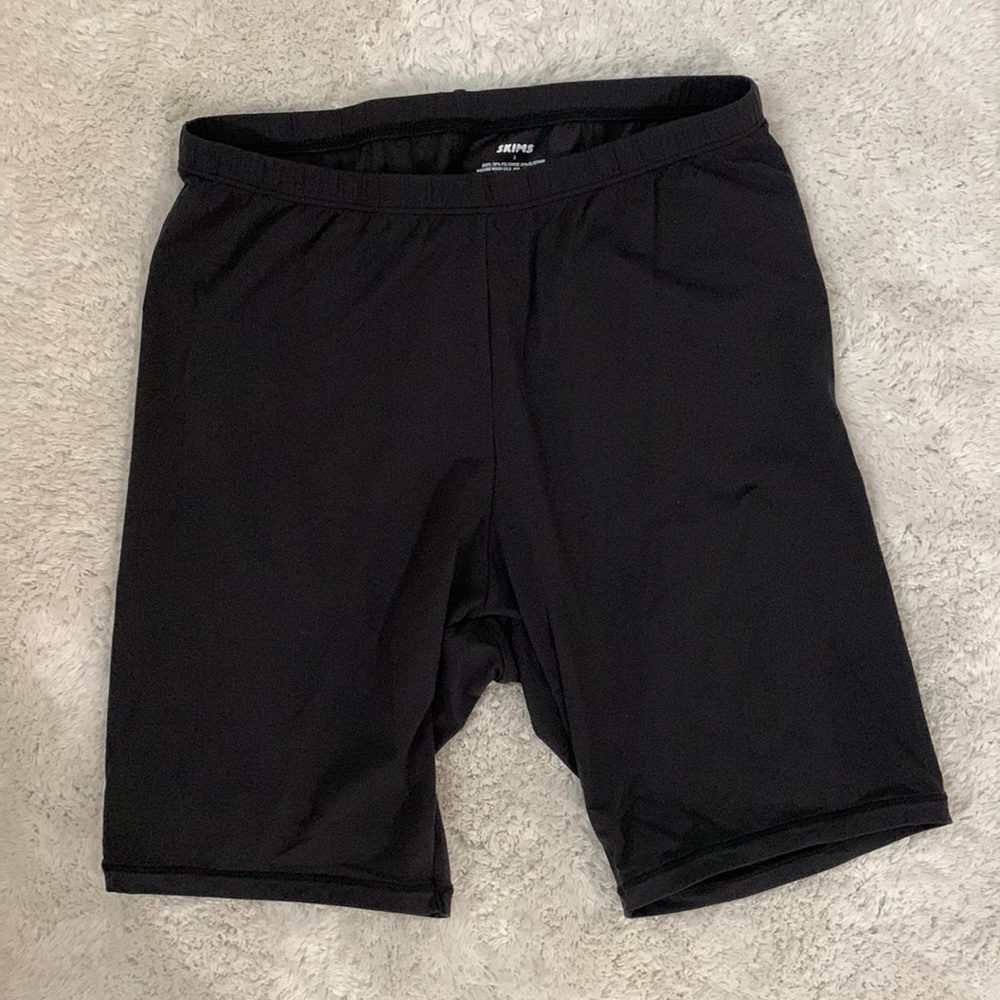 Skims Fits Everybody black biker short